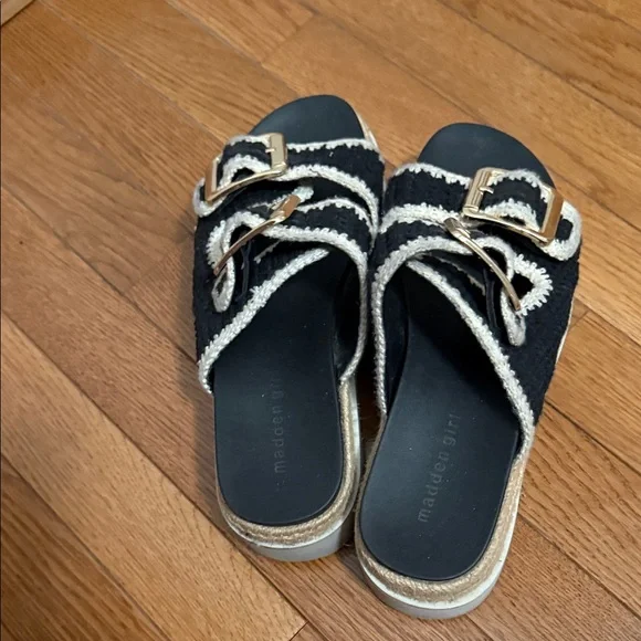 Madden Girl Black and Cream Buckle Sandals - Picture 5 of 8